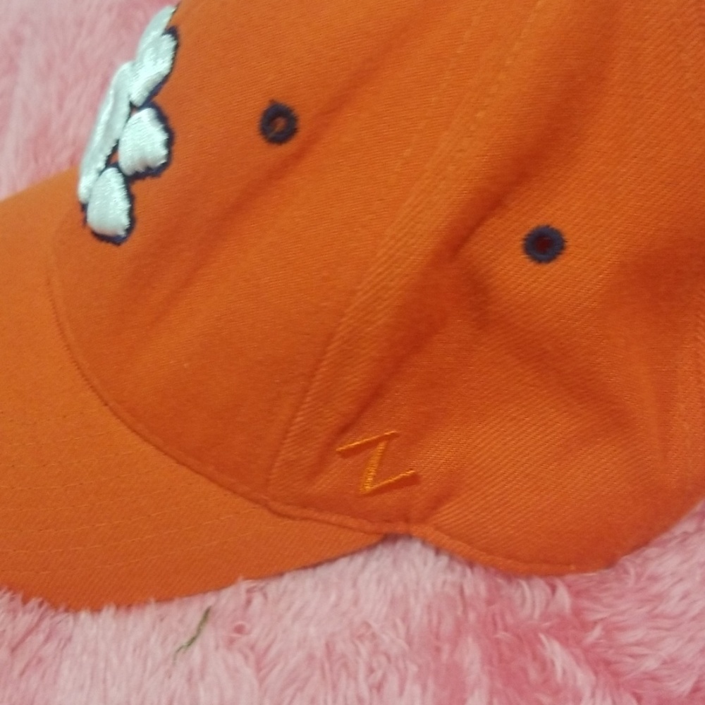 Hat- baseball - Picture 3 of 4